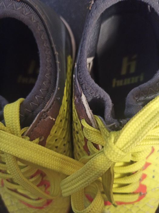 Halówki trampki halowe Huari rozmiar 28