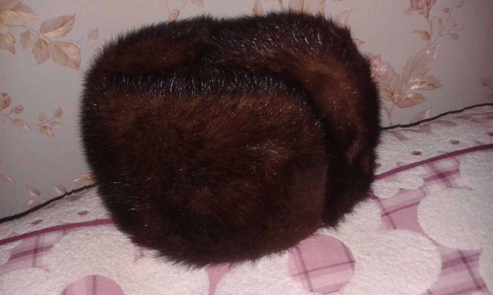 норковая шапка .