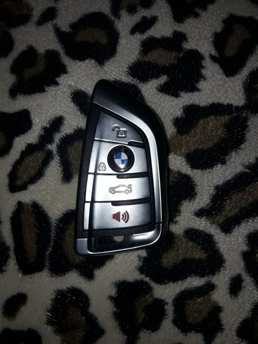 Продам ключ до BMW серії F