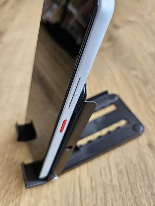 Telefon T Phone 3 6GB/128GB nowy