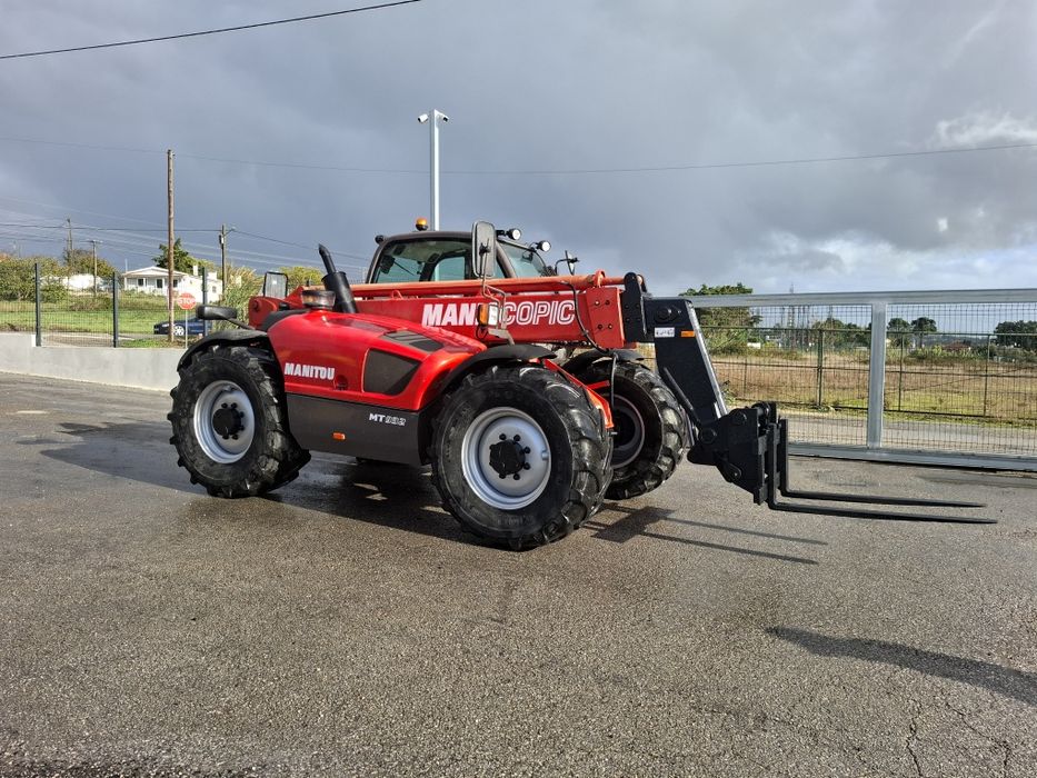 Manitou telescópico 932 com matrícula