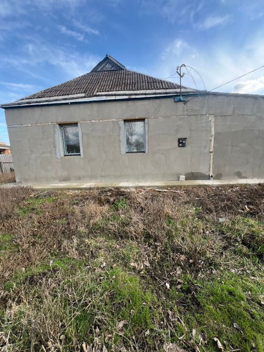 Продам будинок .