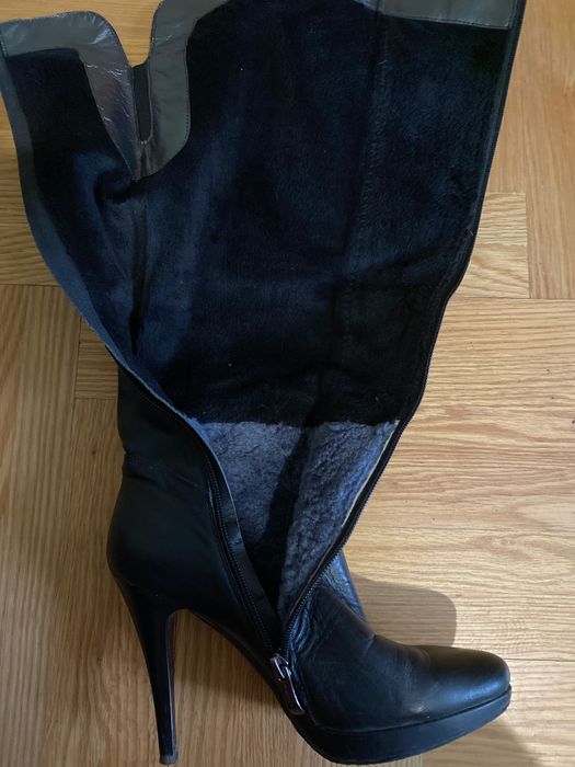 Зимові ботфорти на каблуку