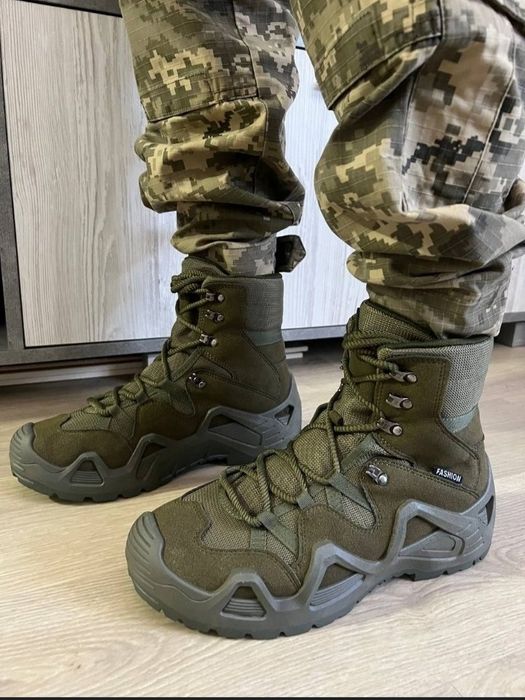 Продам берці військові