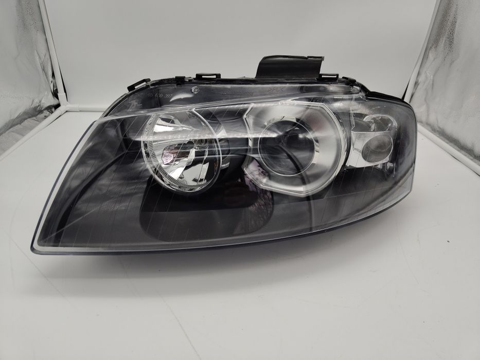 Audi A3 8P 03-08 lampa lewa xenon