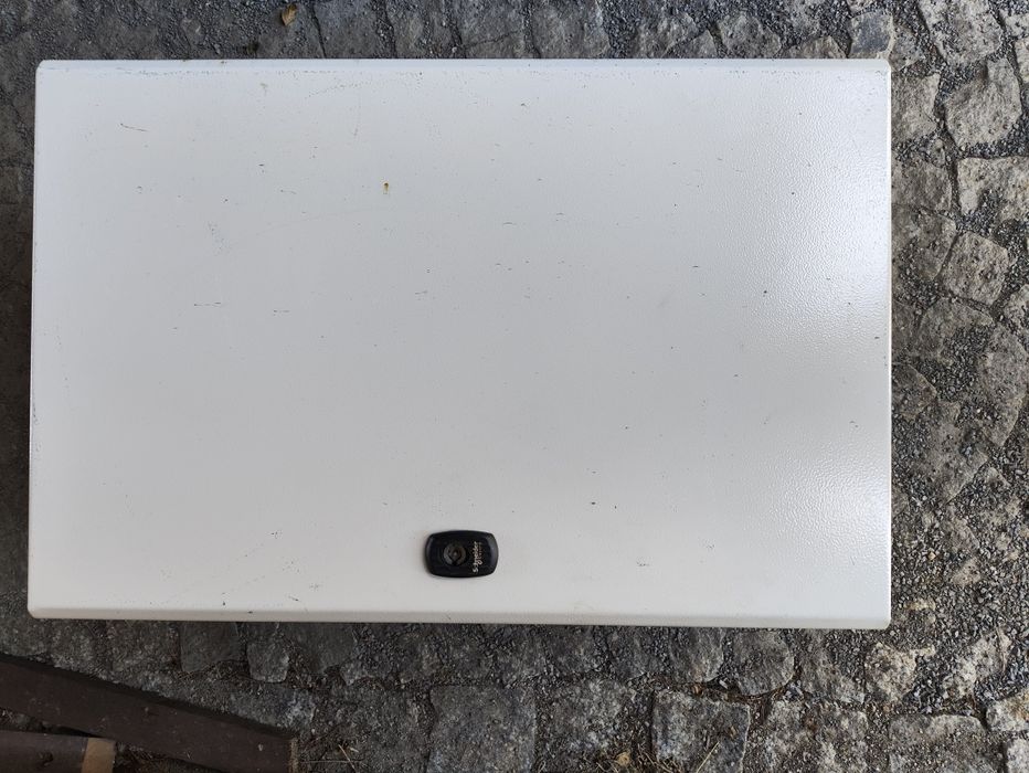 Falownik s100 2 szt+obudowa