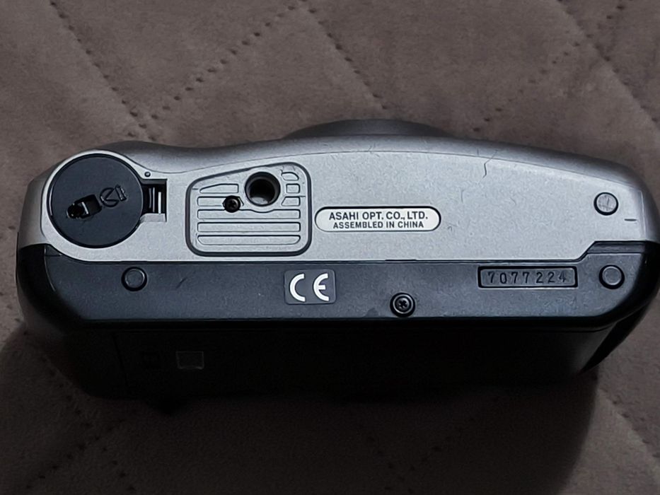 Aparat analogowy Pentax Espio 738,