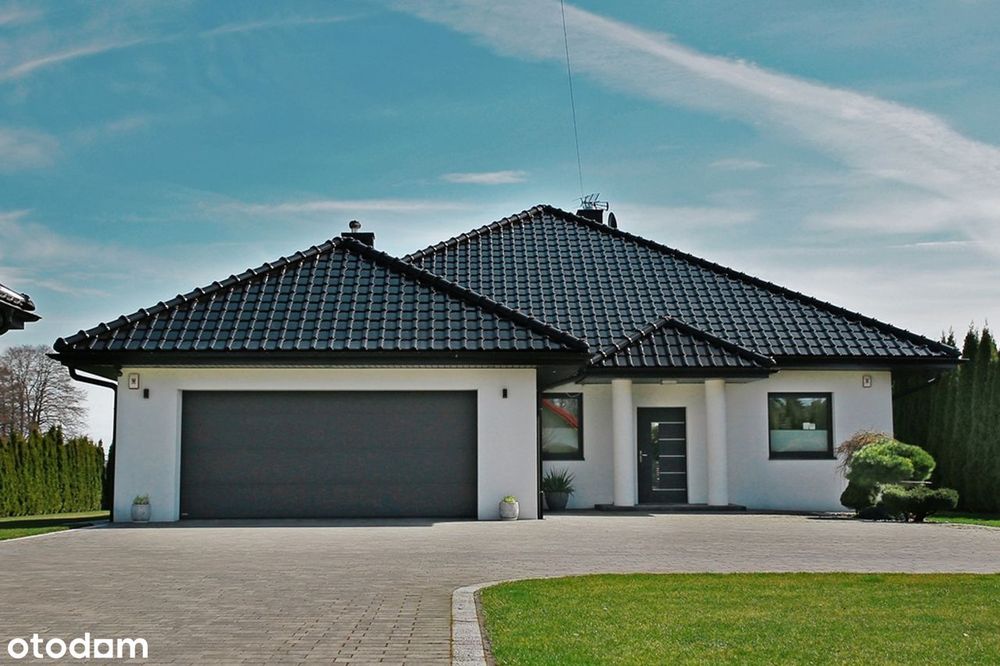 Nowoczesny , inteligentny dom z wyposażeniem !