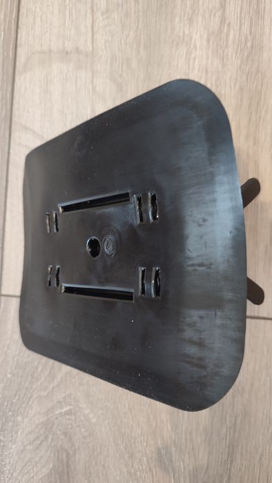 Baza montażowa do przyklejenia na Belly Boat lub ponton.