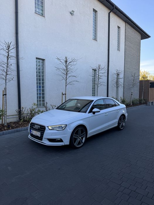 Audi A3 8V sedan 1.6 2015r. klima navi