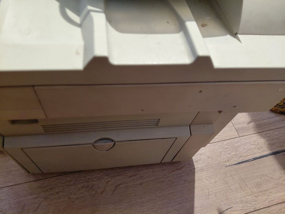 Продам робочий заправлений принтер +сканер+ксерокс