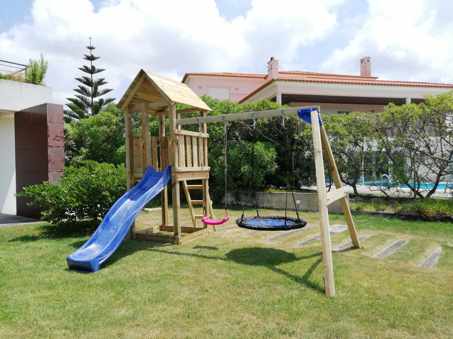 PARQUE INFANTIL DA ZIMBRO- fornecido desmontado
