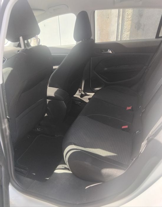 Vendo peugeot 308 1.6 hdi de 2018 nacional acidentado salvado