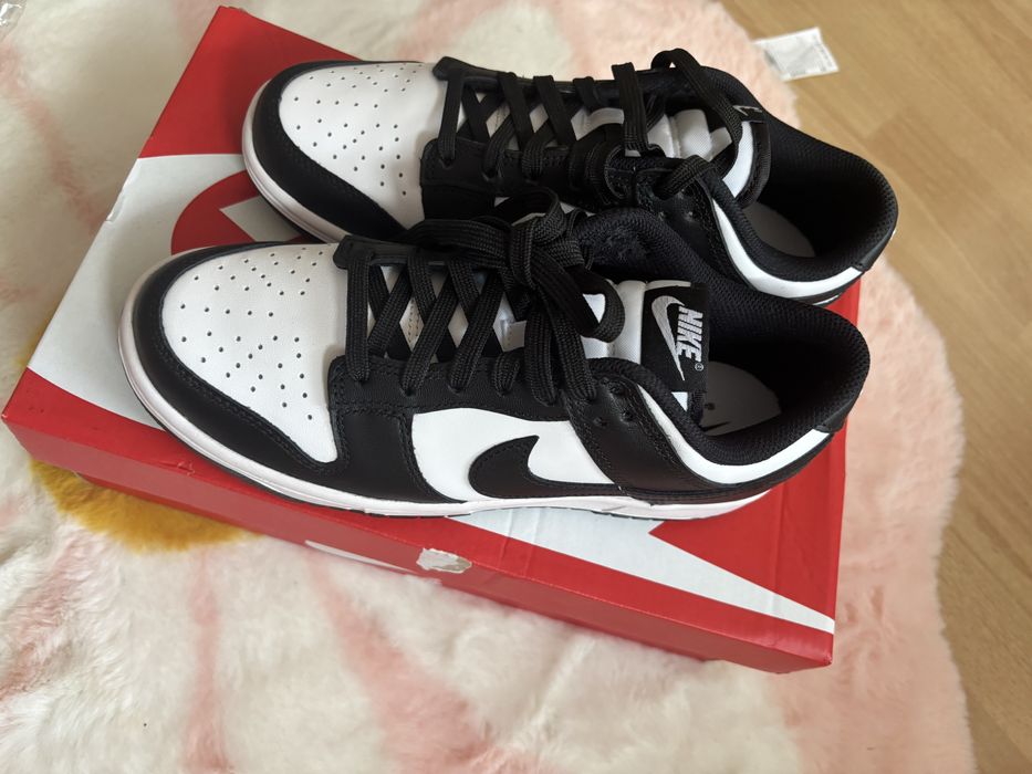 Nike dunk low panda