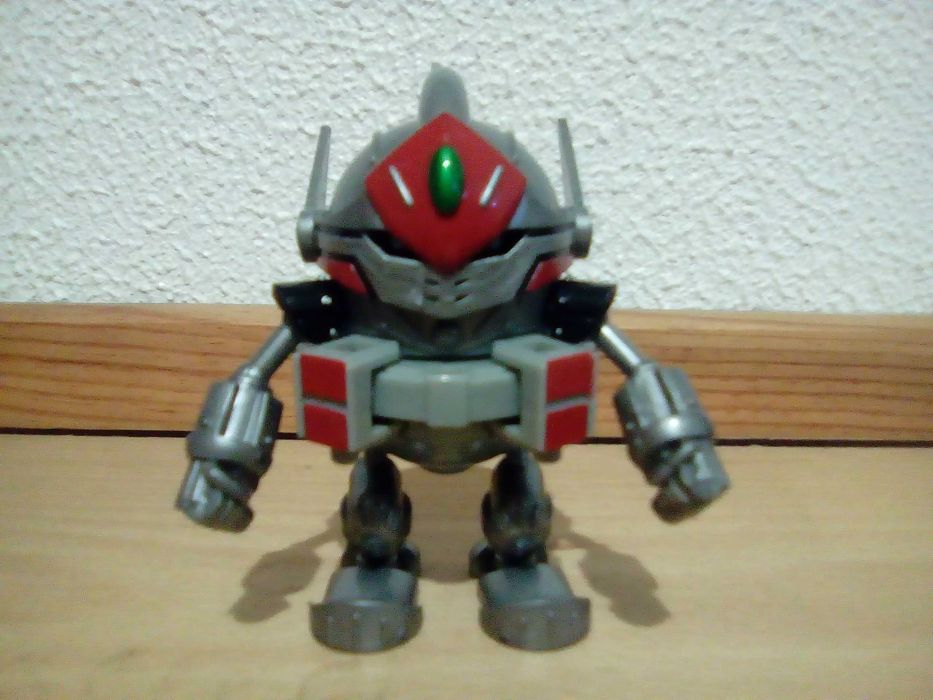 Conjunto de figuras de acção (5€ cada)