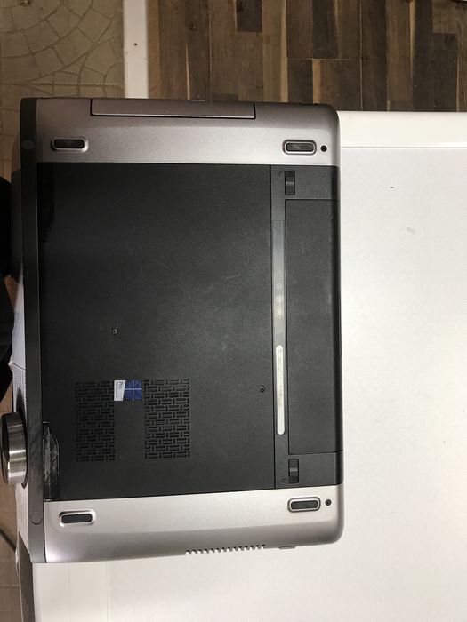 Ноутбук Dell vostro,ASUS x5mj