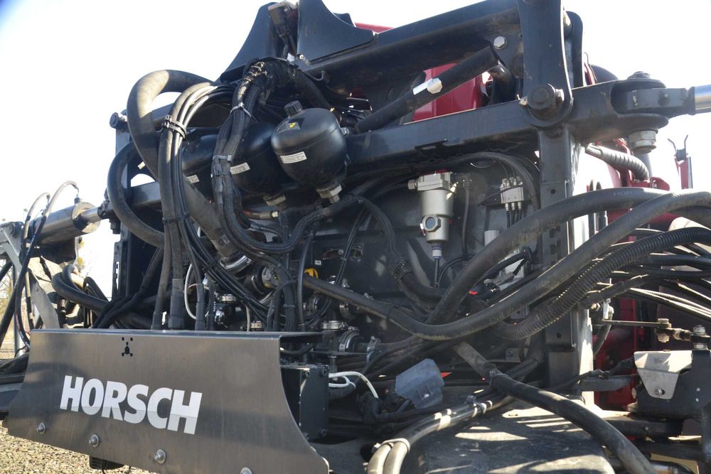 Обприскувач причіпний Horsch Leeb 6 LT