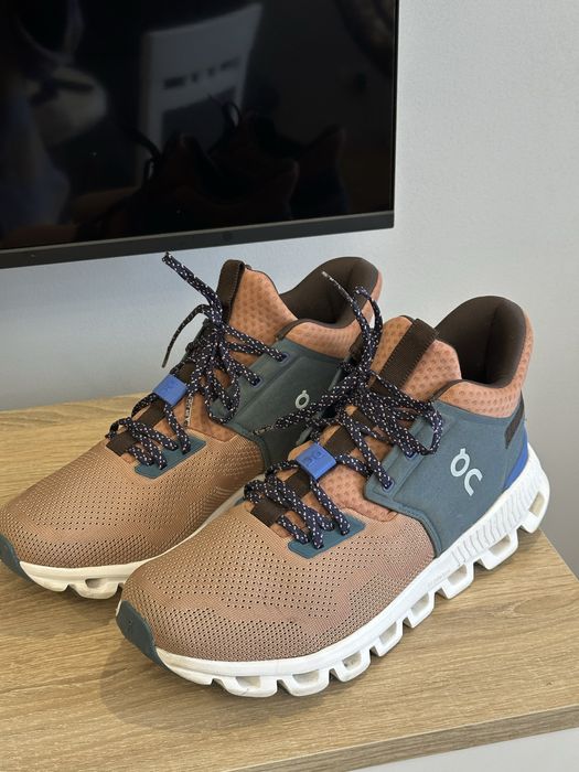 чоловічі кросівки відомого бренду