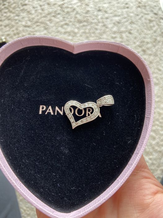 Srebrny wisiorek serce