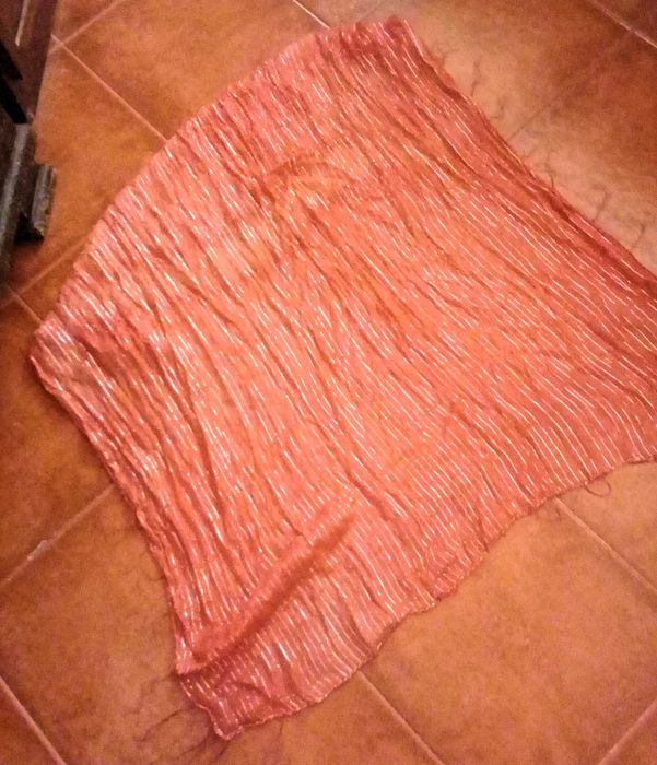 Lenços tipo seda dos anos 70