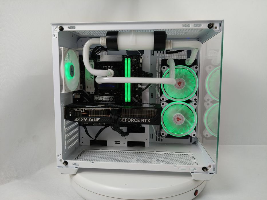 Komputer Ultra 9 285K,RTX 5070,32 GB 6400MT/s CL32,Win 11,Leasing ING