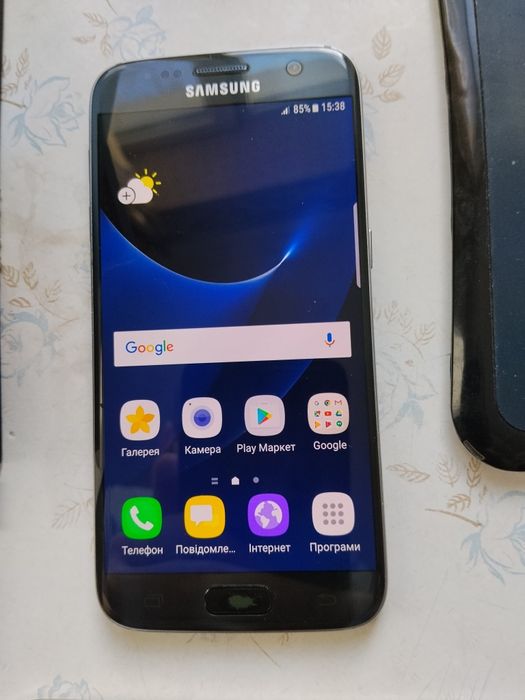 Продам робочий Samsung S7 4/32