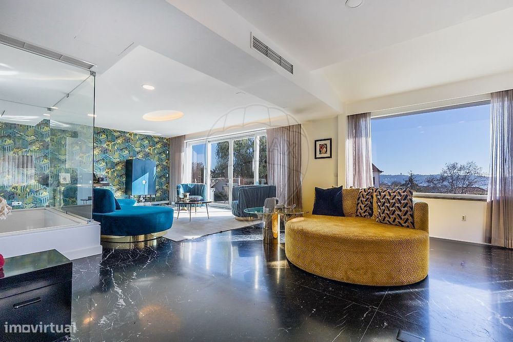 Moradia T8 para arrendamento