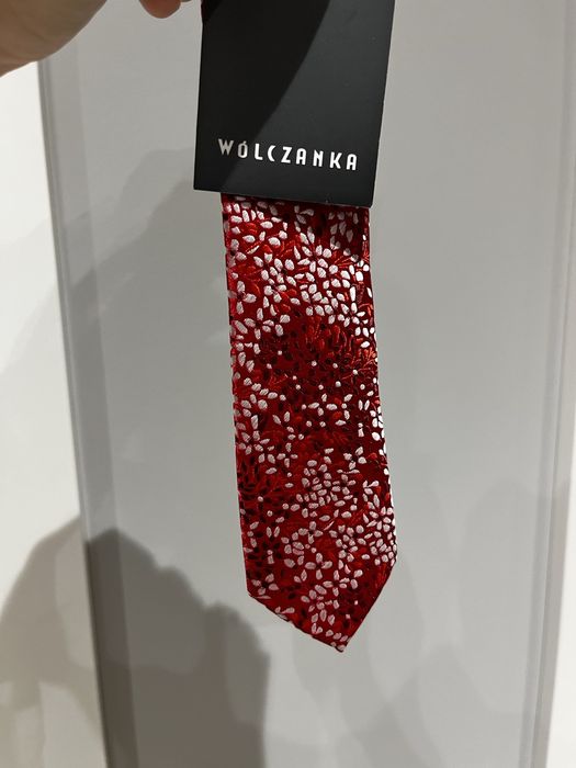 Krawat Wólczanka nowy czerwony biały