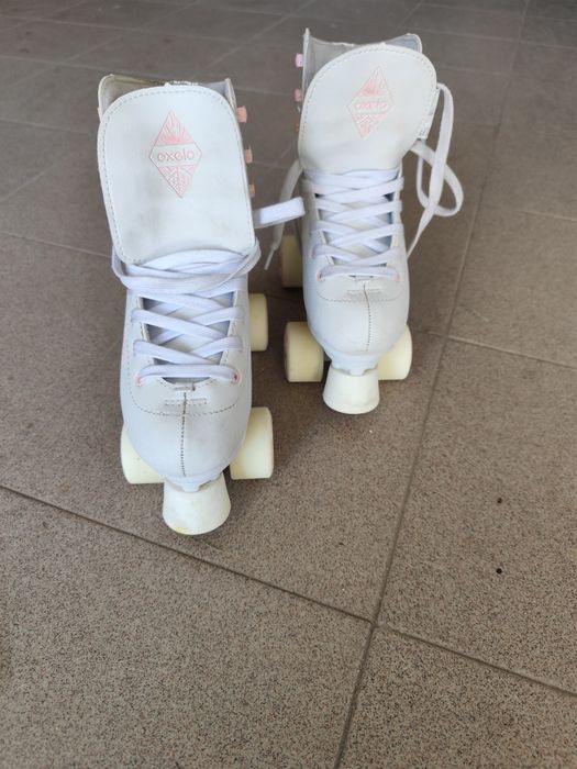 Patins de quatro rodas