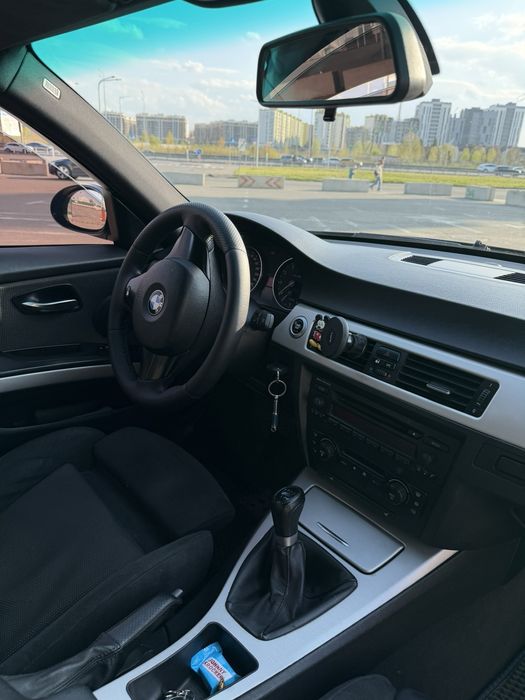Продам BMW E91 325