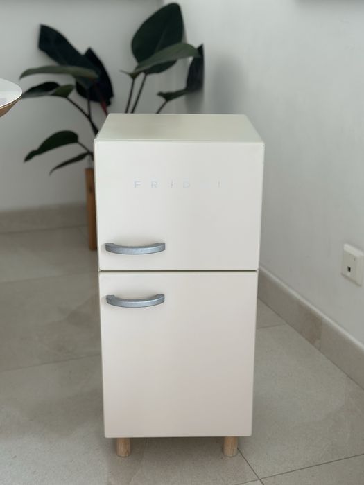 Frigorifico de brincar Zara Home.