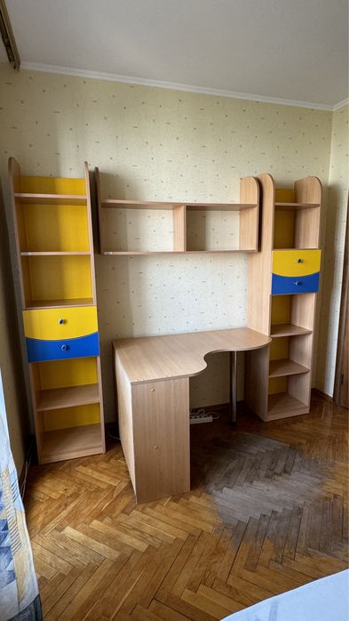 Мебель экологичная фирмы Снайт комплект идеальное состояние