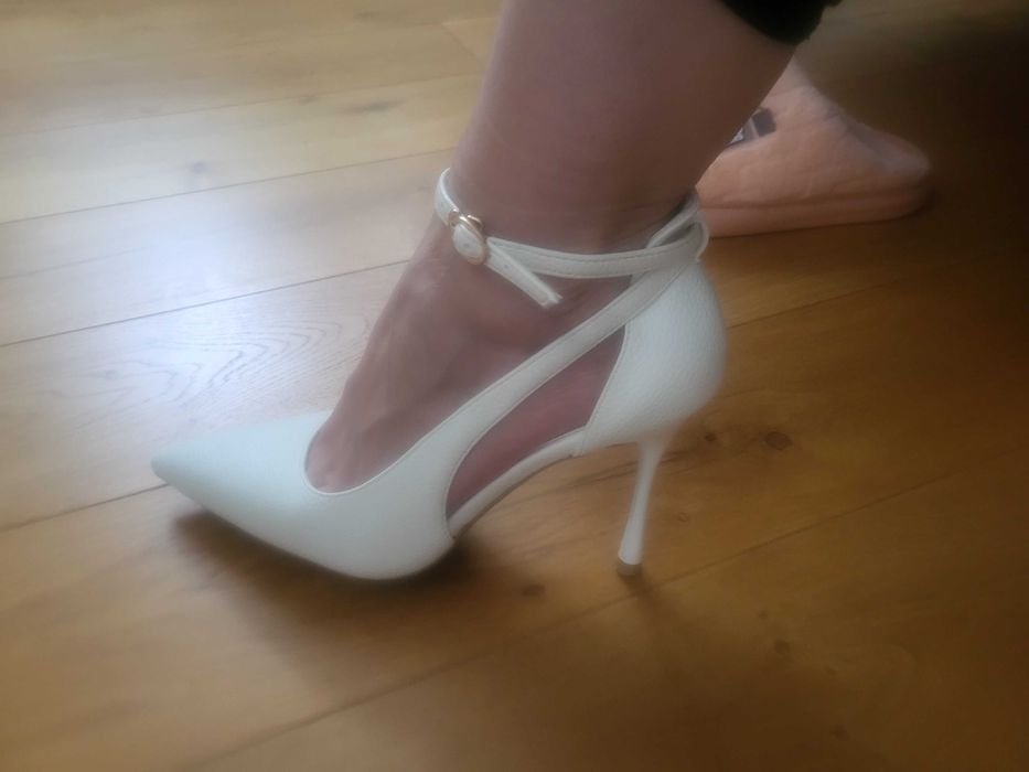 Туфлі весільні білі