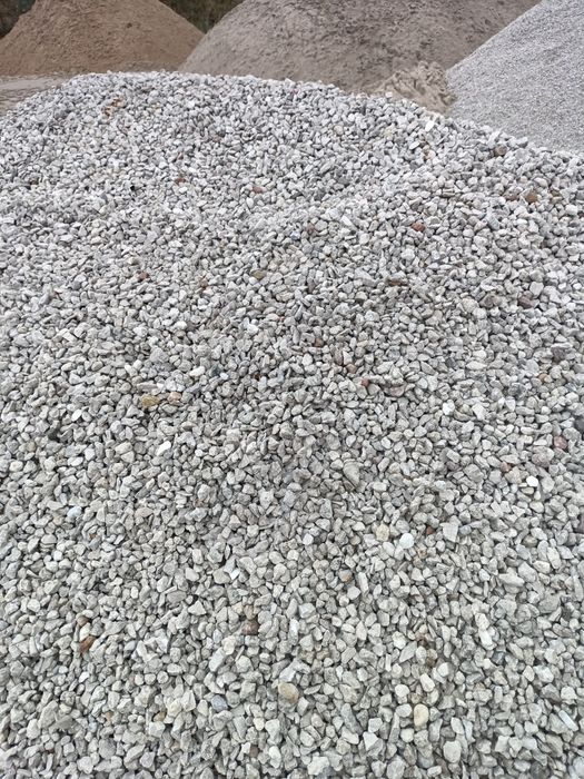 Kruszywa drogowe ogrodowe ziemia ogrodowa grys bazaltowy granit gnejs