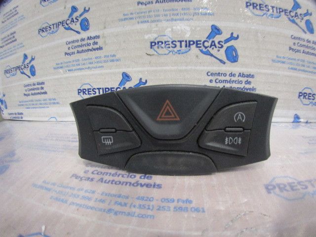 Botão / interruptor 4 piscas FORD Ka (RU8)
