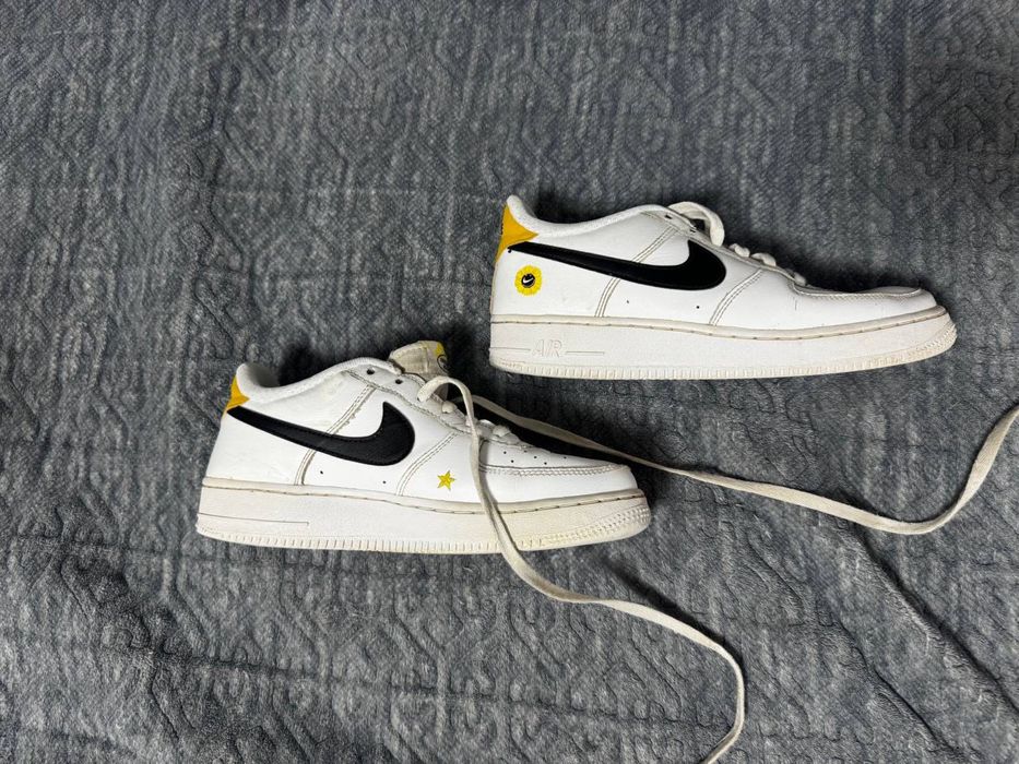 Кросівки Nike Air Force 1 LV8 (Оригінал)