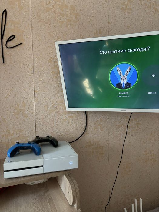 Xbox one s 1 tb в чудовому стані