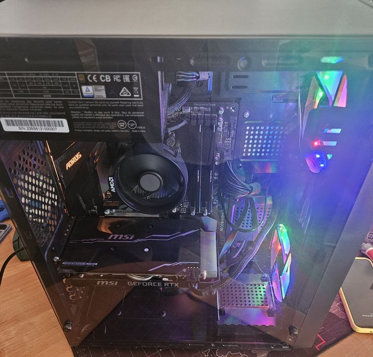Komputer Gamingowy RTX 2060 | Ryzen 5 2600 | 32GB RAM | SSD 240GB | RGB / AORUS