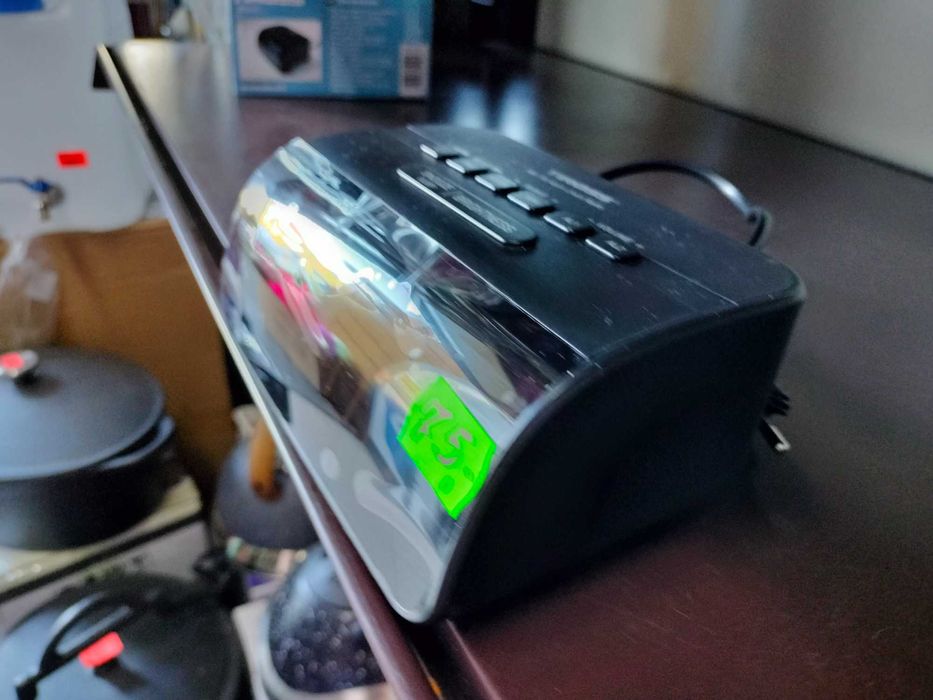 RADIOBUDZIK BUDZIK z funkcją spania zasilanie sieciowo bateryjny ZEGAR