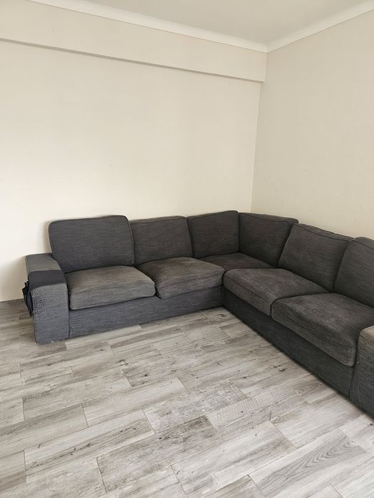 Sofá de canto Kivik IKEA