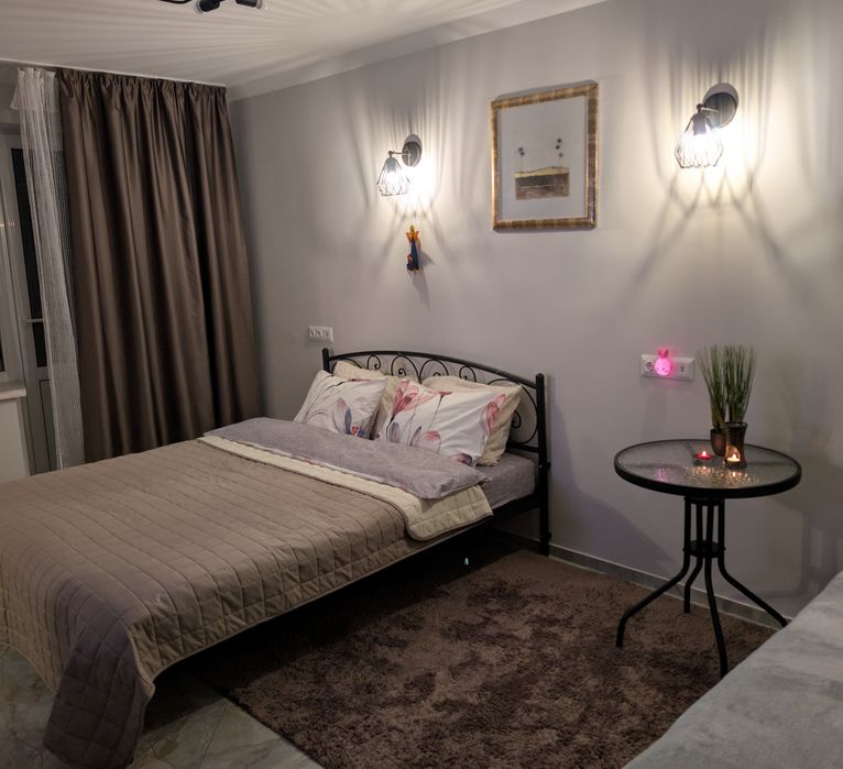 1-на кВ. Макд.Світло є.