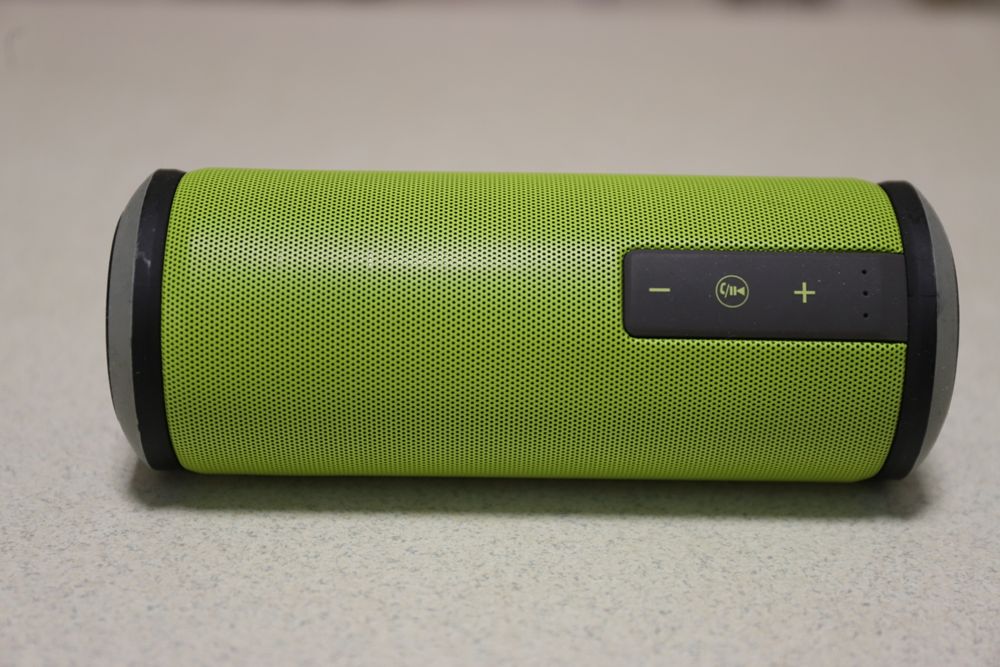 Swiss+one BX 400 блютуз колонка