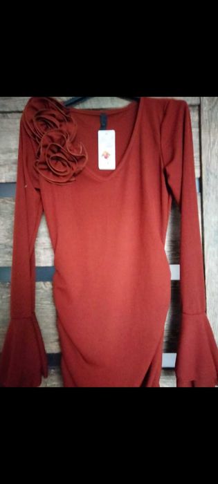 Piękna sukienka kwiaty