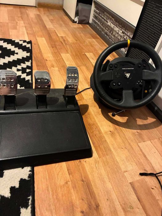 Kierownica thrustmaster TX