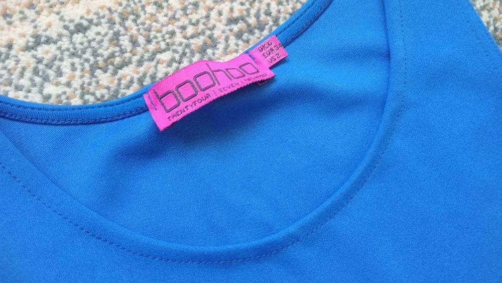Sukienka Boohoo r.34