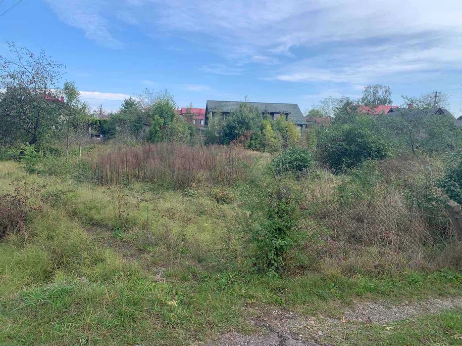 Продаж комерційної земельної ділянки в смт Лисець!