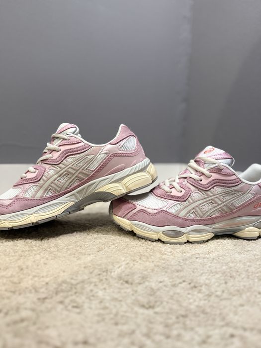 Asics Gel NYC Rosa