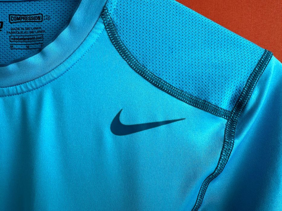 Nike Pro Оригінал чоловіча спортивна термо футболка рашгард розмір M