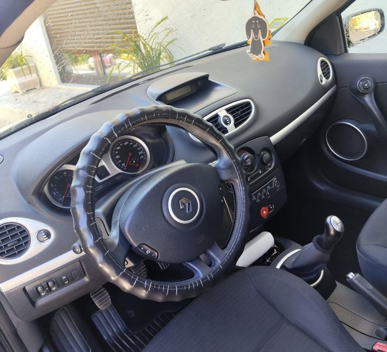 Renault  clio 1.2 75cv