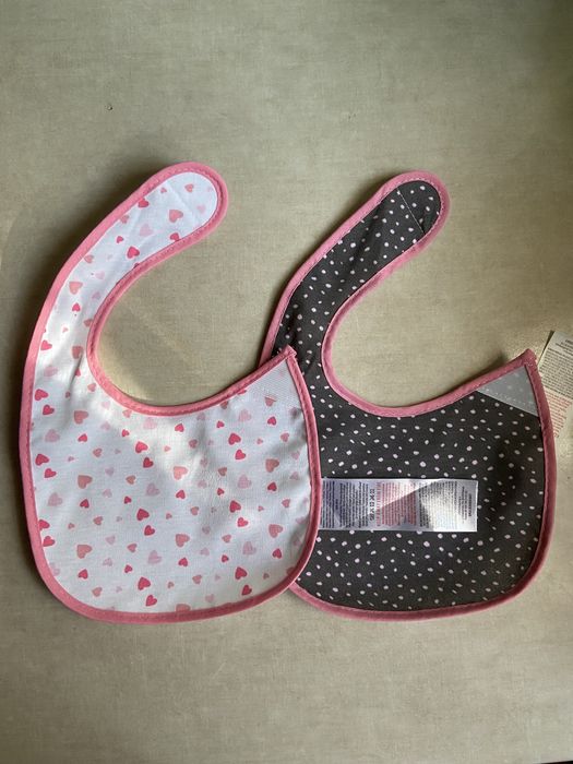 Śliniaki dla niemowlaka